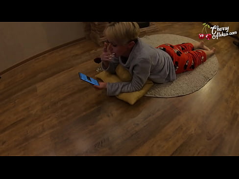 ❤️ ရူးသွပ်သော ဆံပင်ရွှေရောင် စုတ်နေသည် ကြီးမားသော ဒစ်ကြီးကို စို့ပြီး ခုန်နေသည် - စအို လိင် ❌  Porn ဗီဒီယို ကျွန်ုပ်တို့တွင် my.xlxxporno.ru% ☑